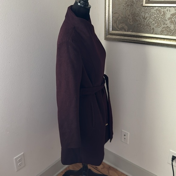 MICHAEL Michael Kors Asymmetrical belted wool merlot coat Sz M - Picture 8 of 15